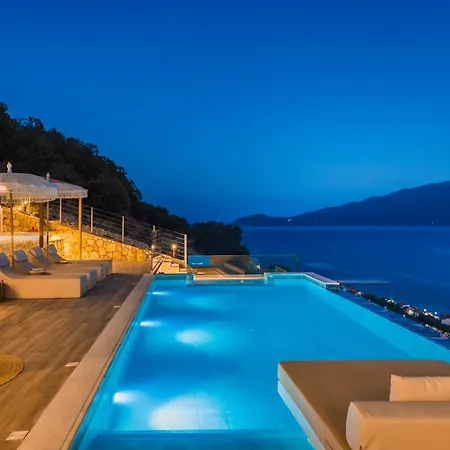 Kefalonia Grande Mansion וילה איה אפימיה