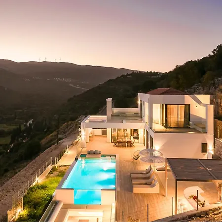 Kefalonia Grande Mansion וילה *