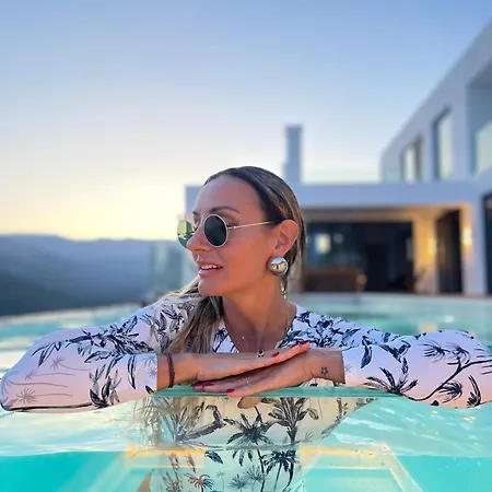 Kefalonia Grande Mansion * איה אפימיה