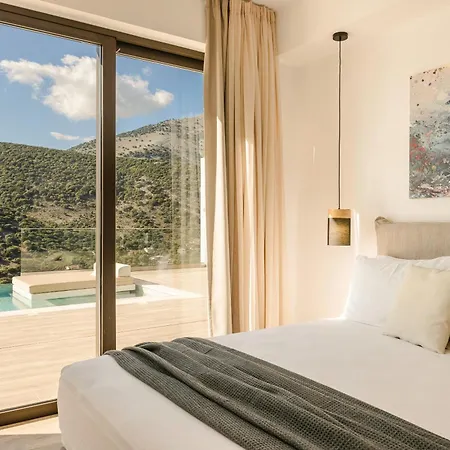 Kefalonia Grande Mansion * איה אפימיה