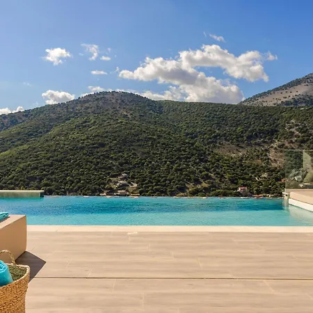 Kefalonia Grande Mansion וילה