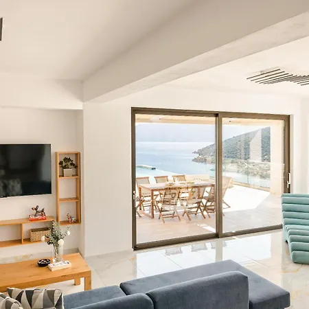 Kefalonia Grande Mansion וילה